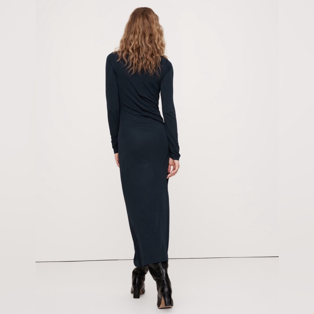 NWT! BANANA REPUBLIC WOMENS NAVY JERSEY KNIT TWIST-FRONT MAXI DRESS⭐️ - Picture 3 of 7